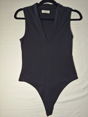 Babaton Black V-Neck Sleeveless Bodysuit